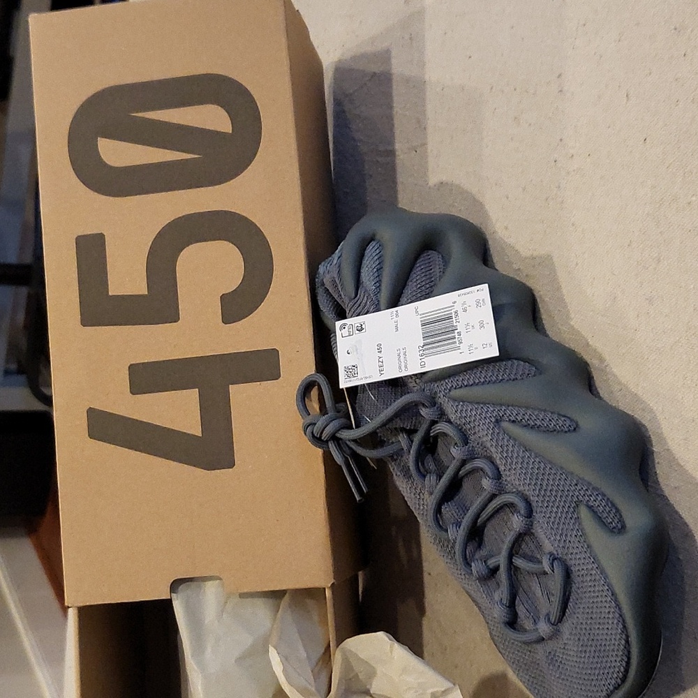 YEEZY 450 by Adidas